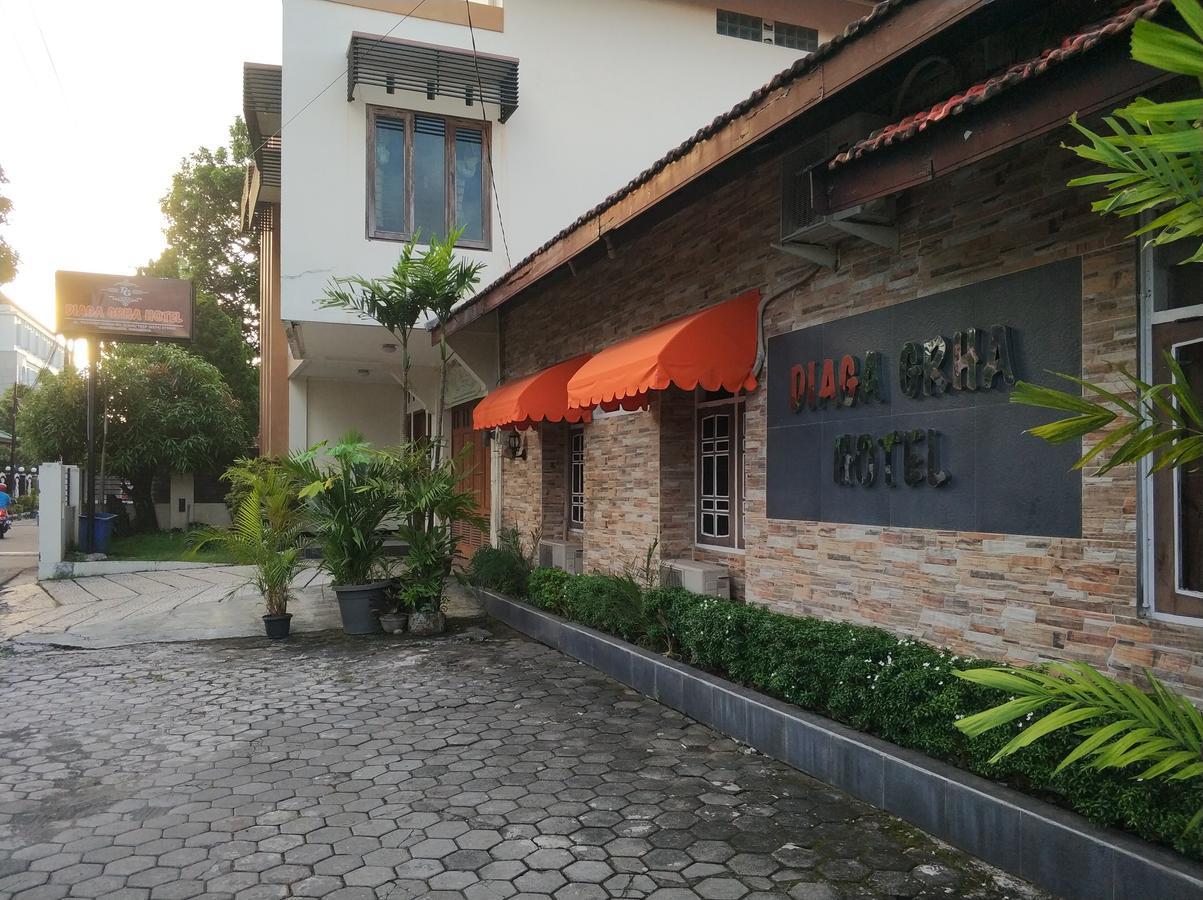 Diaga Grha Hotel 요그야카르타 외부 사진